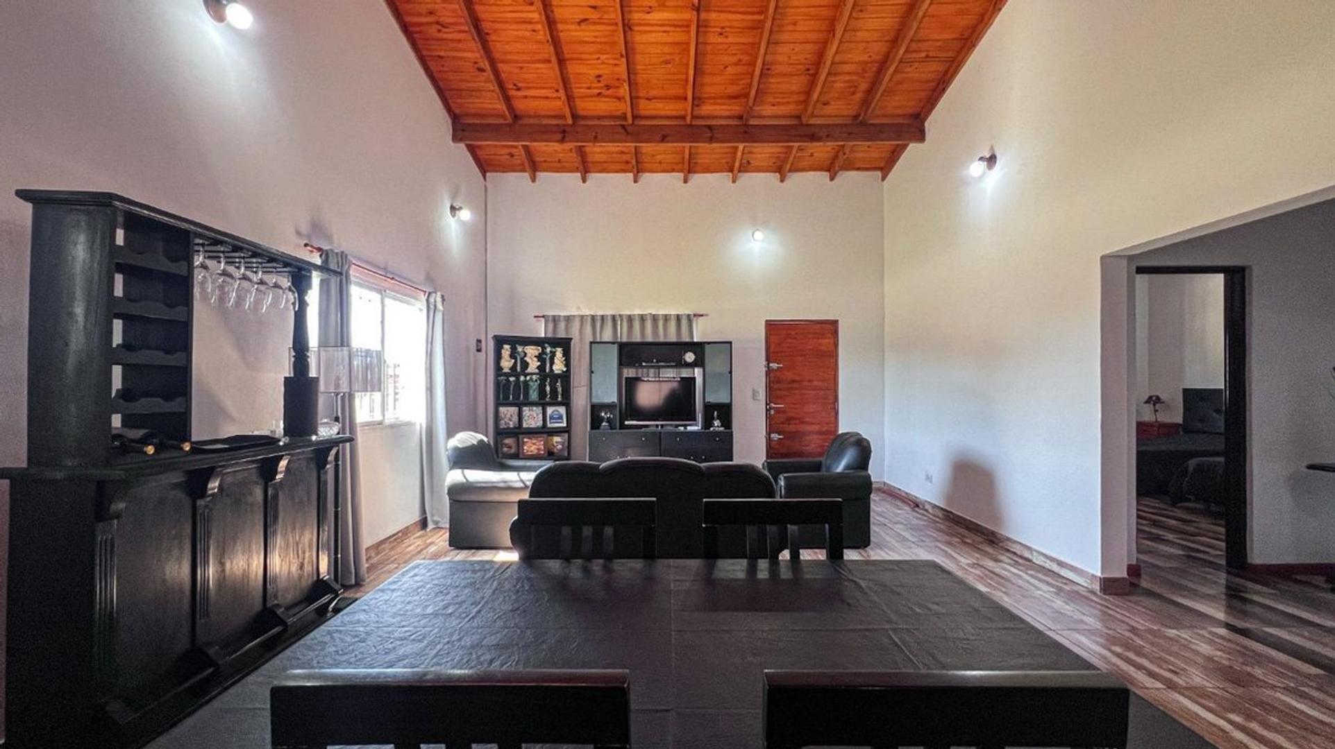 Casa en Venta en Miramar, USD 92.000