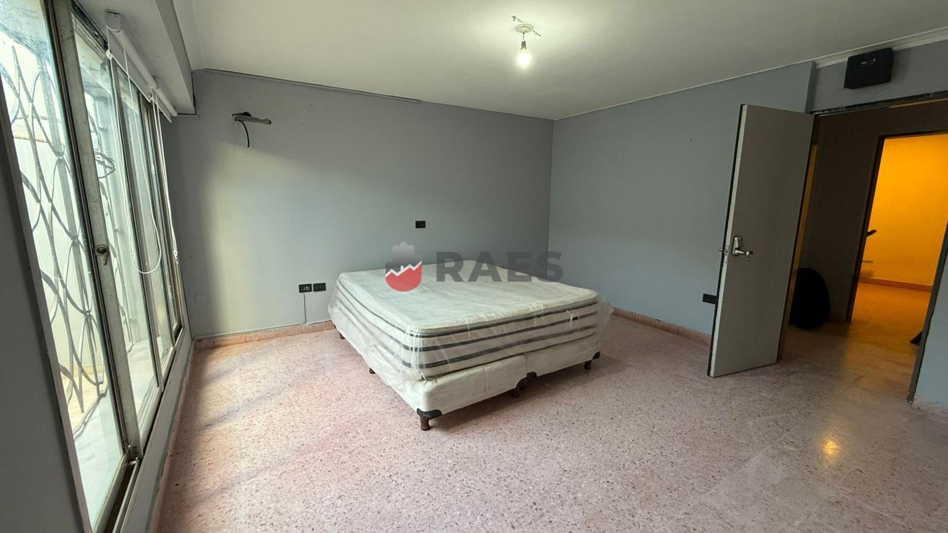 Depto Tipo Casa en Venta de 4 dormitorios