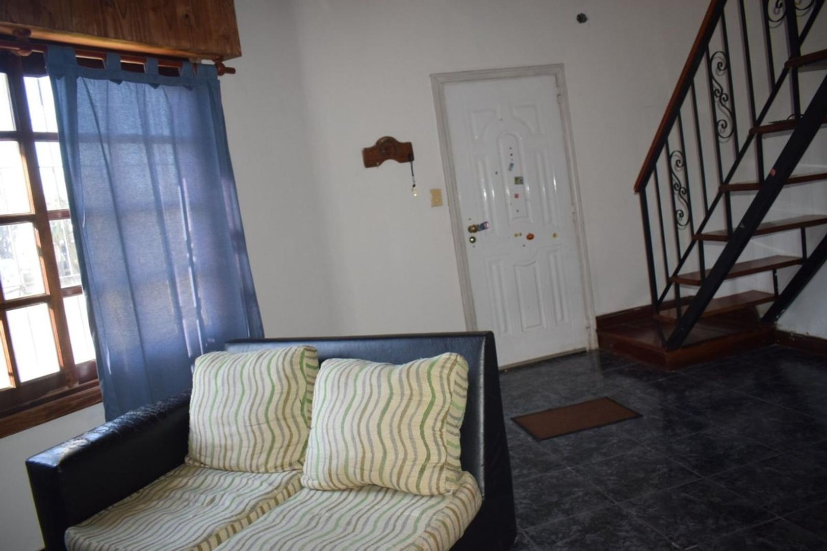 CASA EN VENTA SAN MIGUEL DEL MONTE 4 AMBIENTES