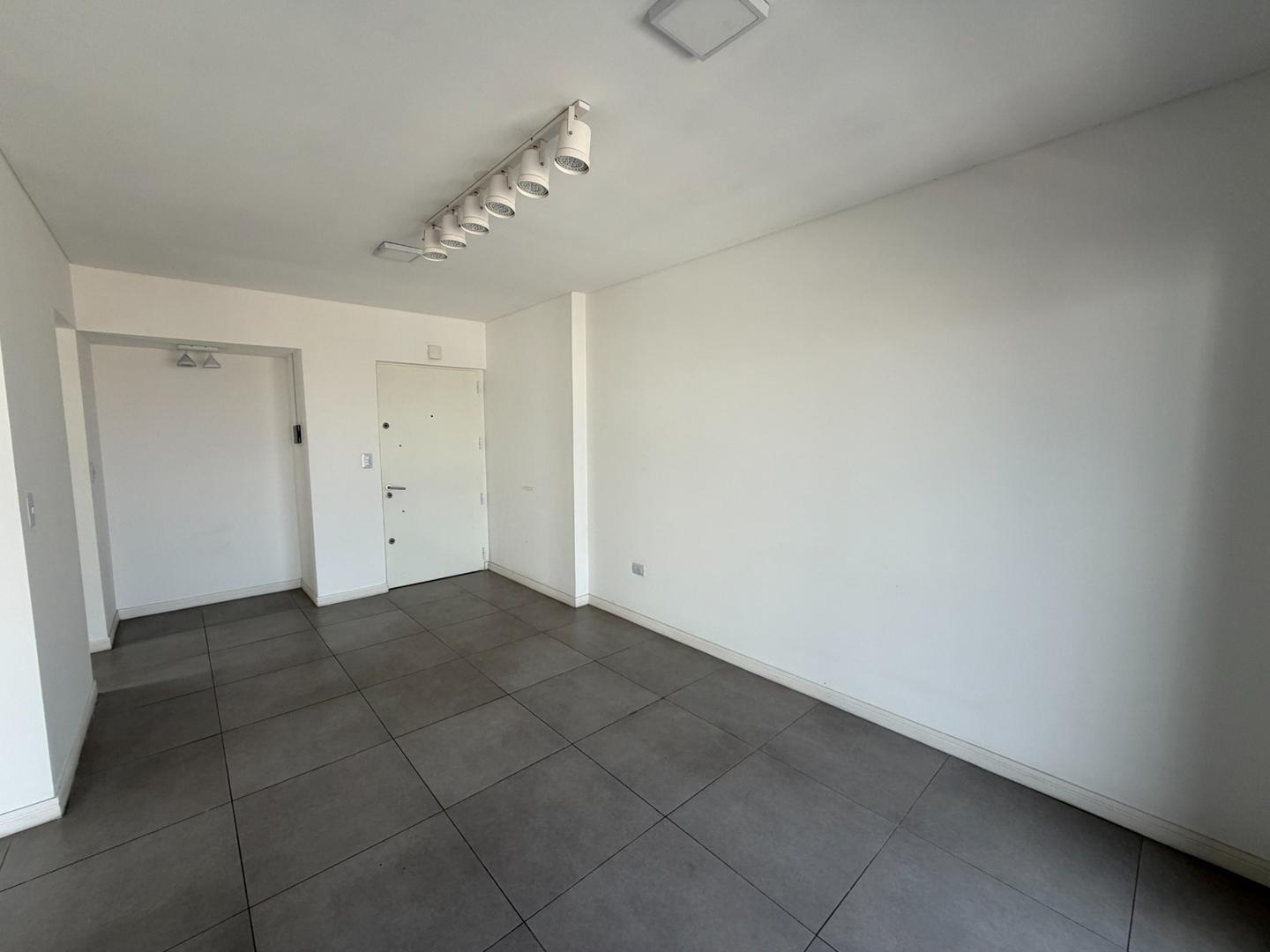 Departamento en Alquiler en Banfield, $ 850.000