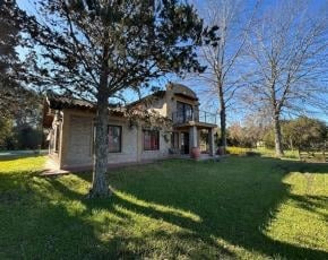 Casa en Alquiler de 3 dormitorios