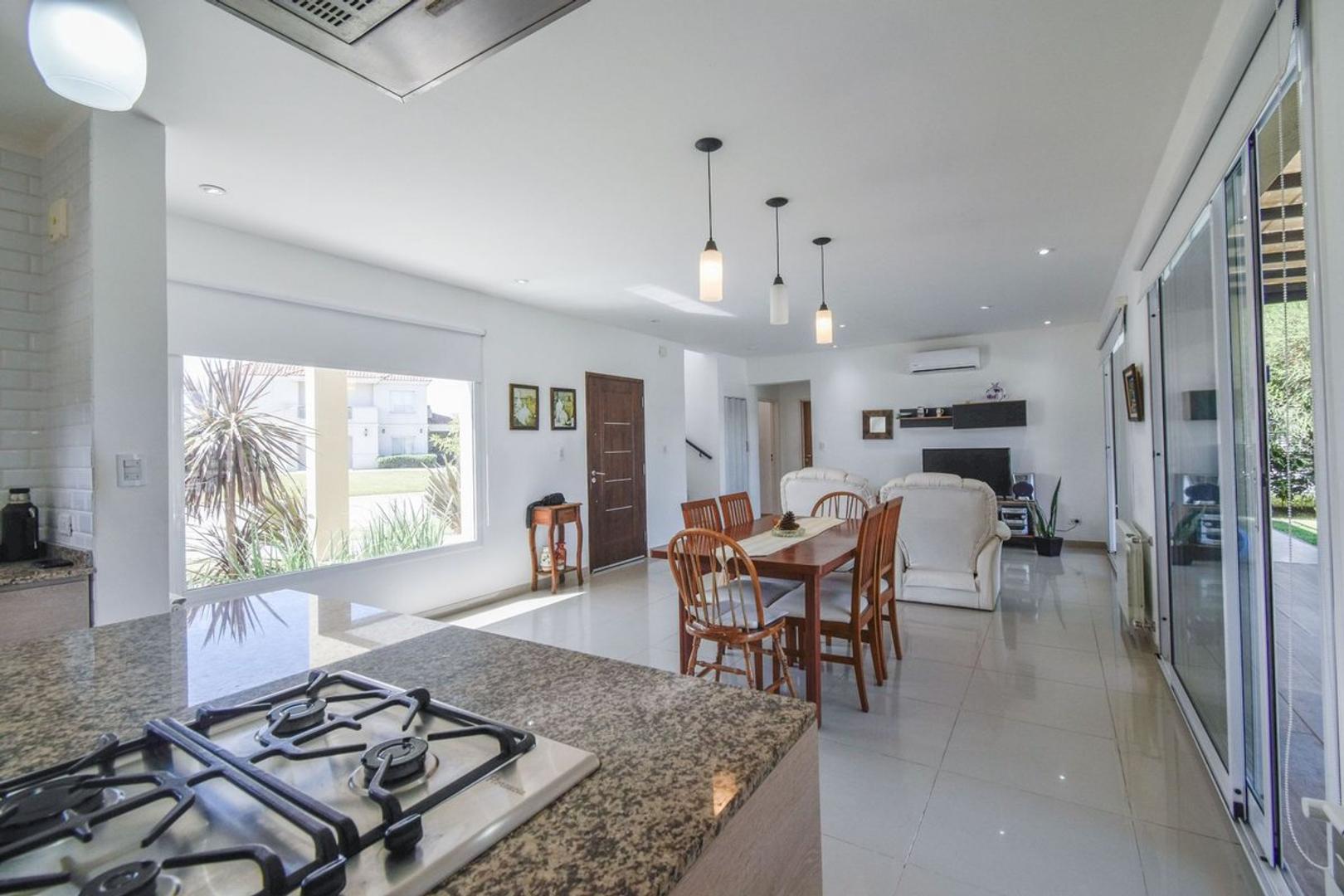 Casa en Venta en San Lucas, USD 259.000