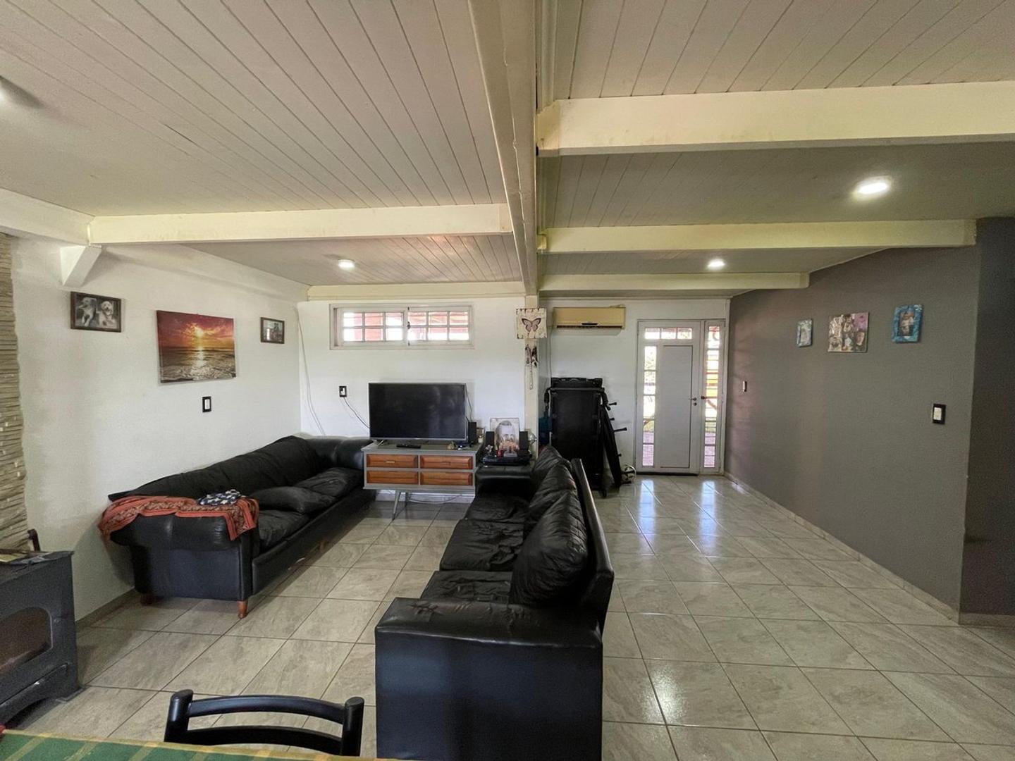 Avenida del Limite 7500