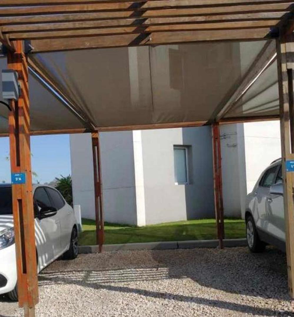 Lagoon Pilar , Piso pb