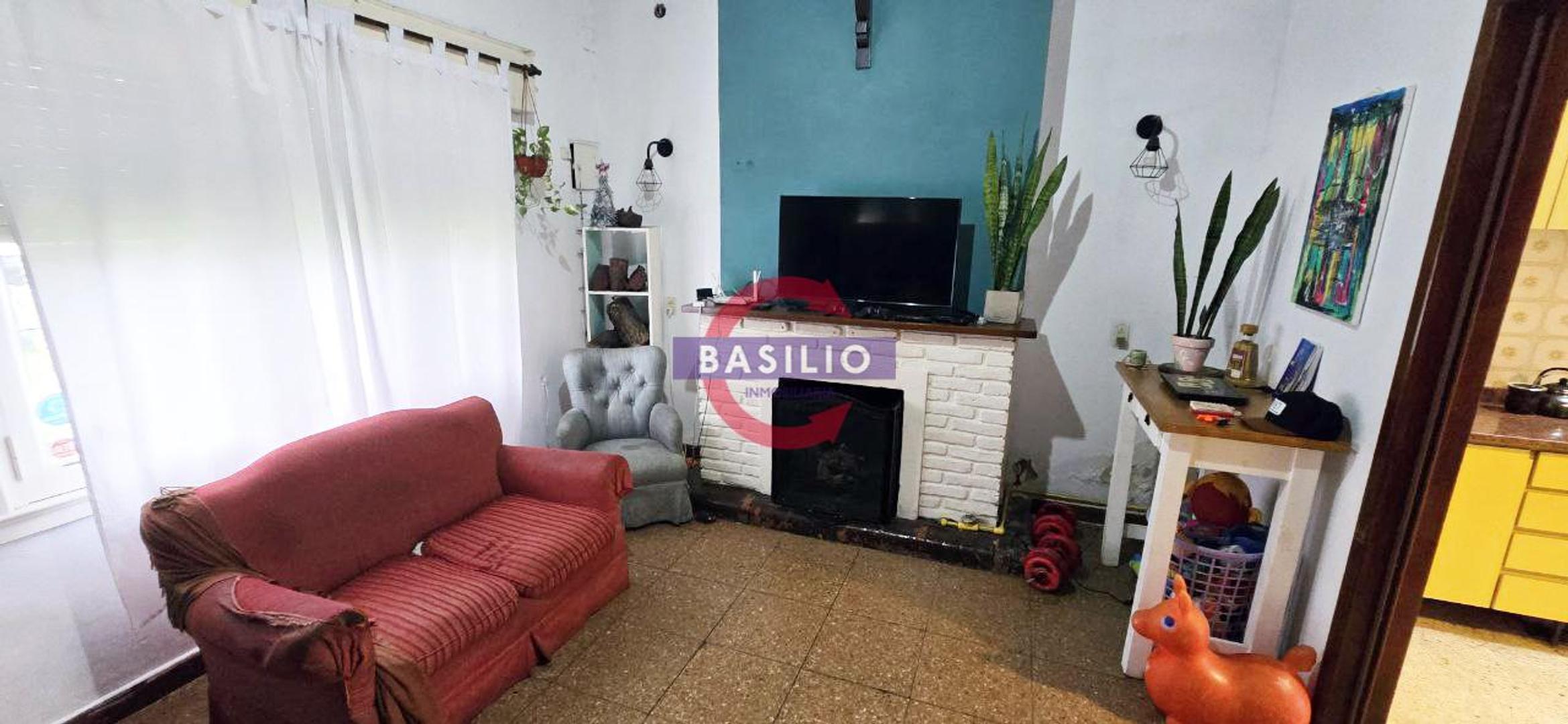 VENTA PH 4 AMBIENTES AL FRENTE CON JARDÍN, GALERÍA Y PARRILLA – VILLA ADELINA