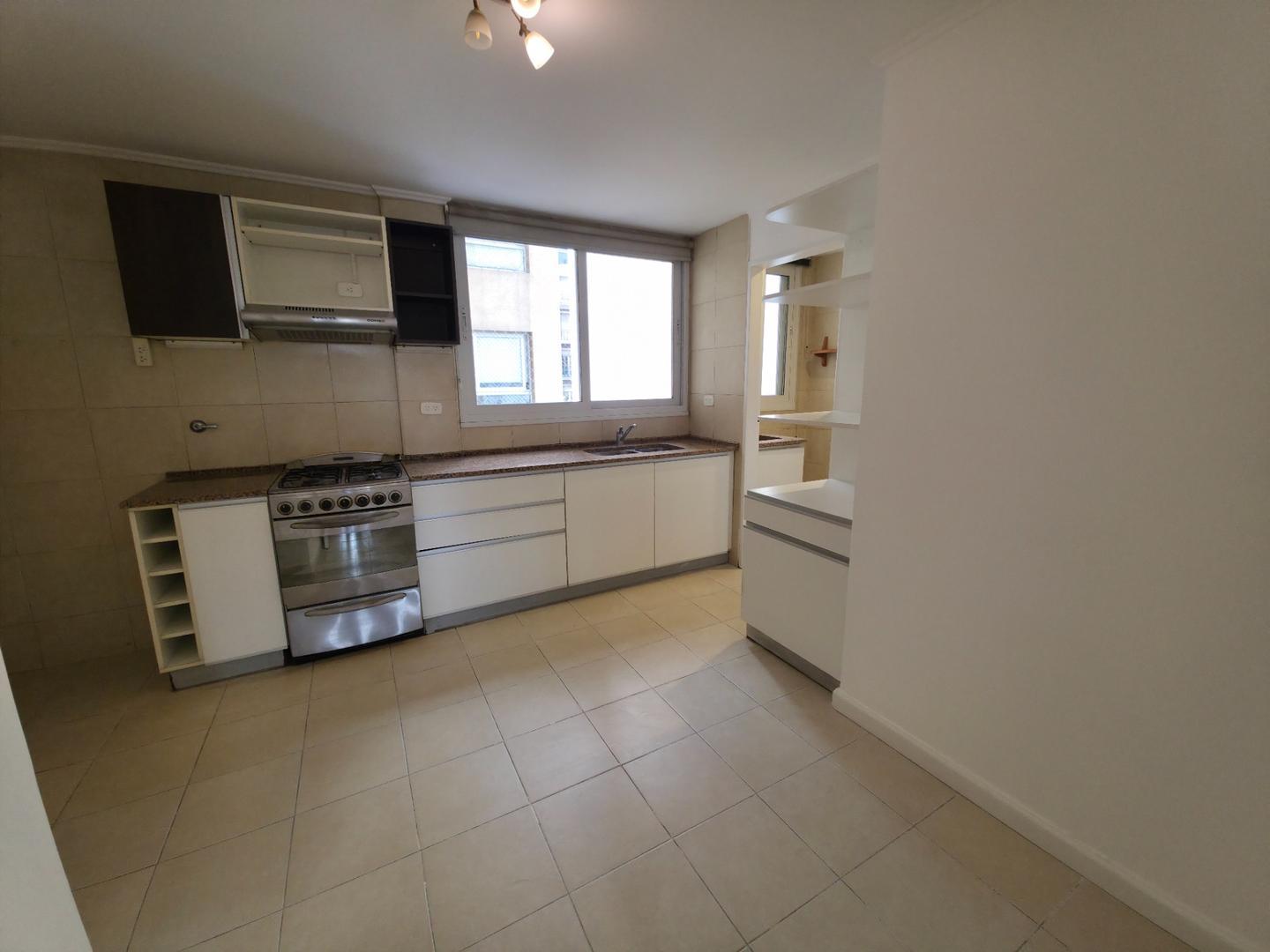 Departamento 3 ambientes con 2 baños