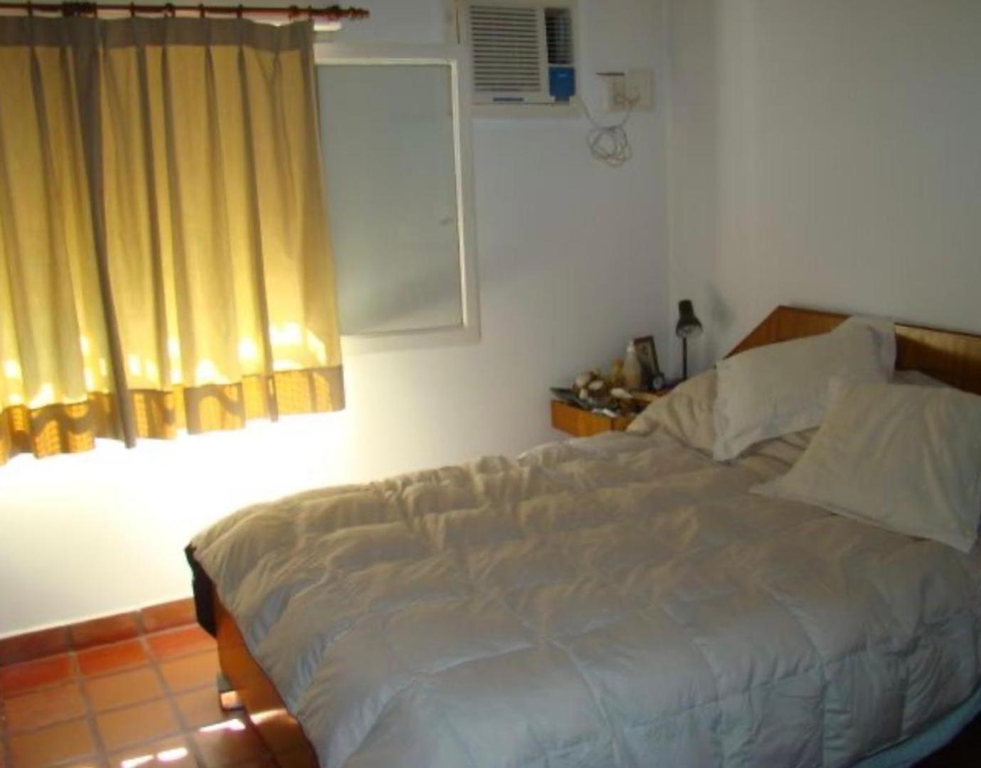 Casa en Venta en Rafael Calzada, USD 80.000