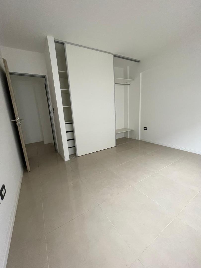 Departamento en Alquiler en Ituzaingo, $ 650.000