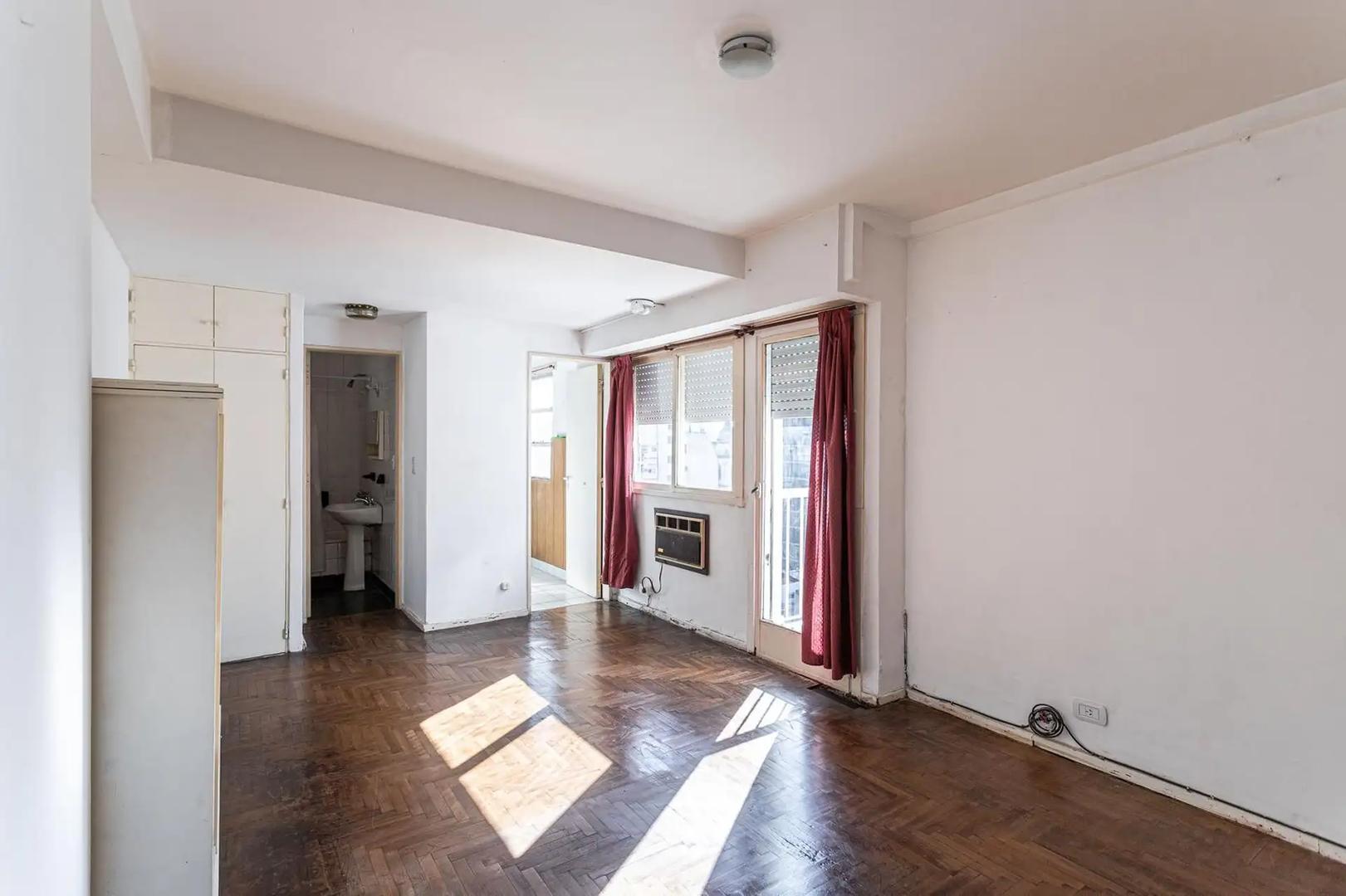 Monoambiente 30 m2 - Pasteur - Venta