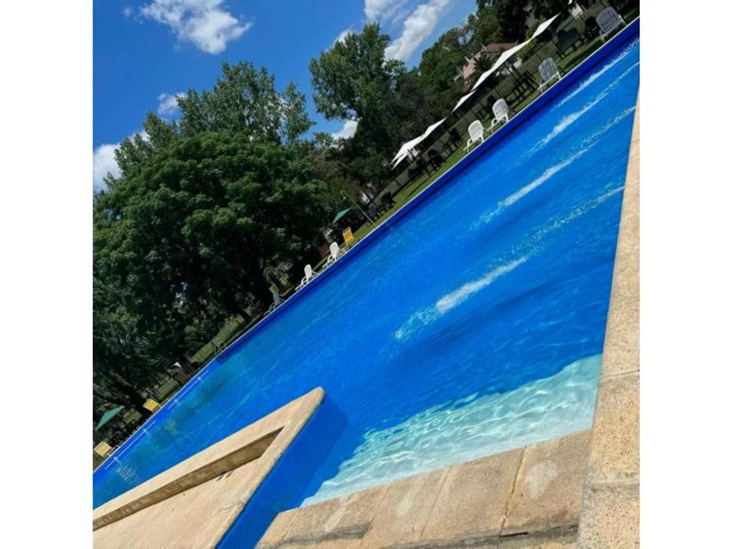 VENTA CASA 4 AMB JARDÍN - CLUB PRIVADO EN MONTE GRANDE