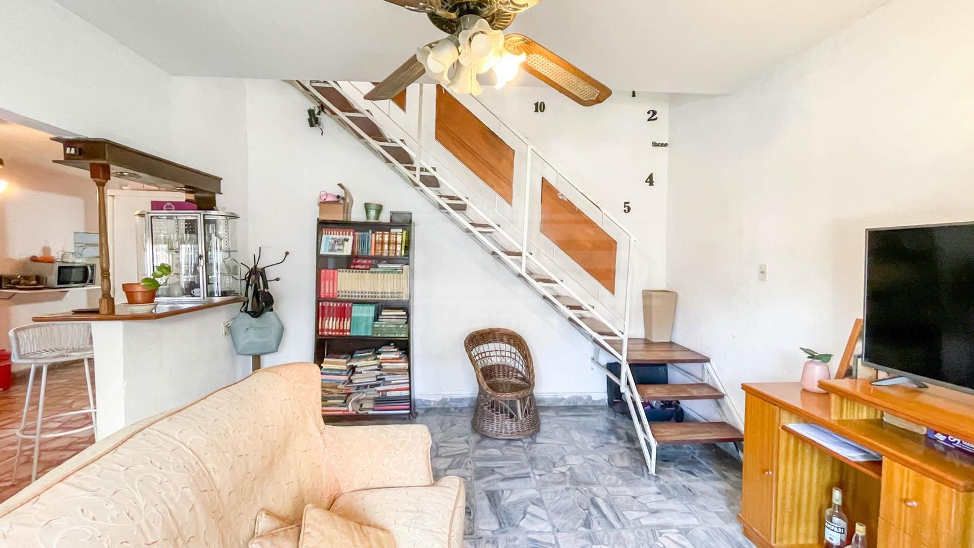 Depto Tipo Casa en Venta de 2 dormitorios