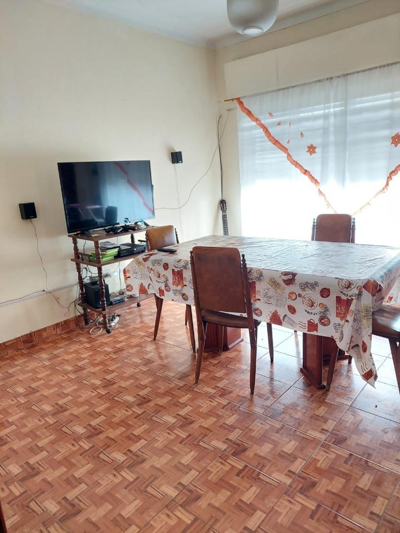 Depto Tipo Casa en Venta de 4 ambientes