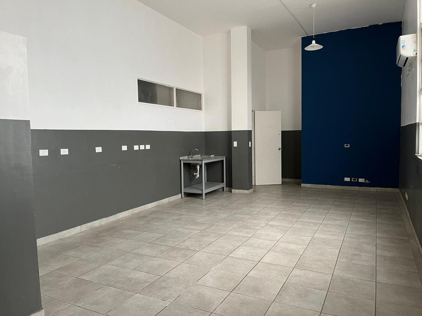 Alquiler de Espacio Corporativo – 1.105 m² en Florida Oeste,