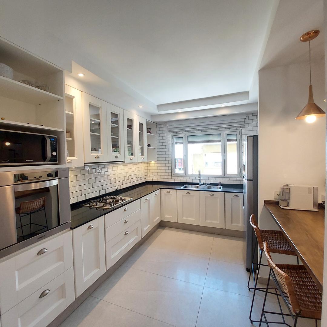 Departamento 4 ambientes con 2 baños