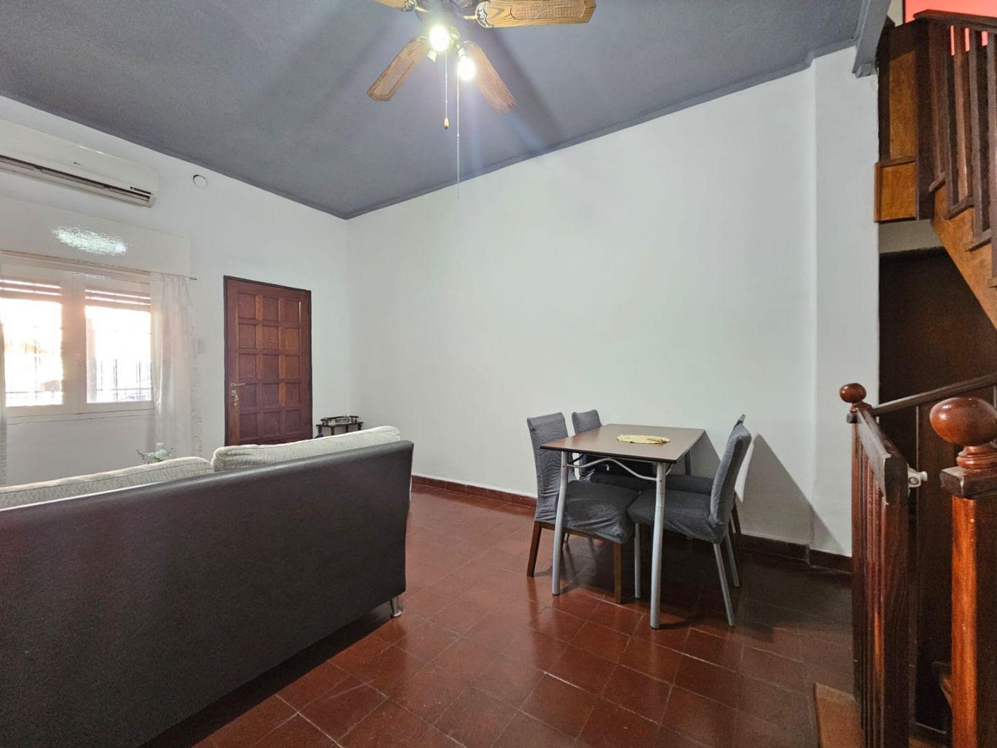 Depto Tipo Casa en Venta de 6 ambientes