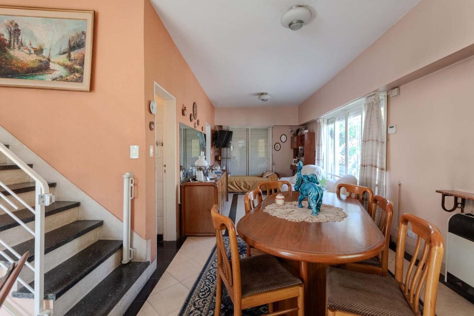 Depto Tipo Casa en Venta de 4 ambientes