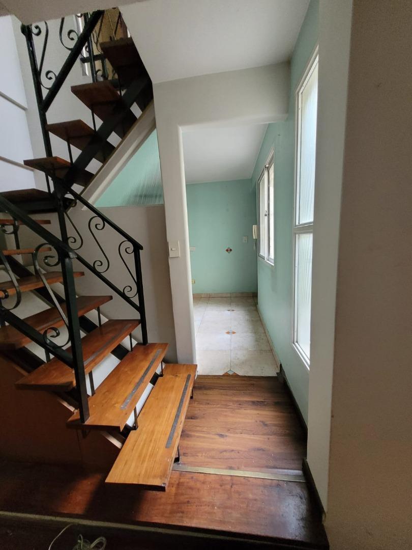 Departamento 5 ambientes con 2 baños