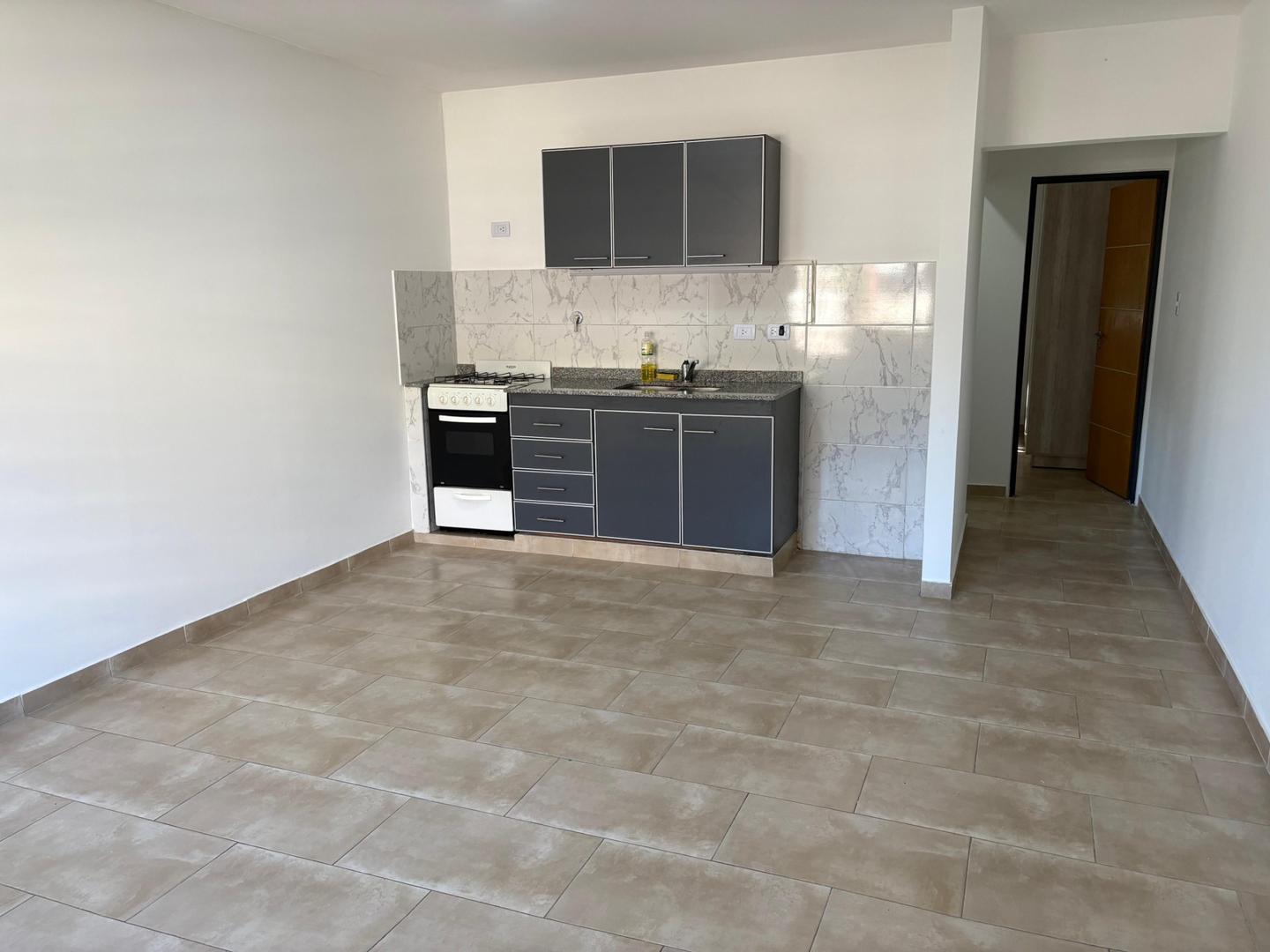 Departamento en Venta en Luis Guillon, USD 55.000