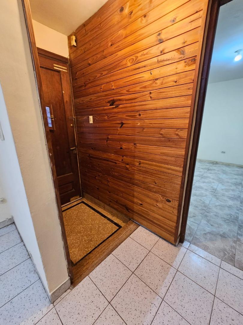 Depto Tipo Casa 2 ambientes con 2 baños