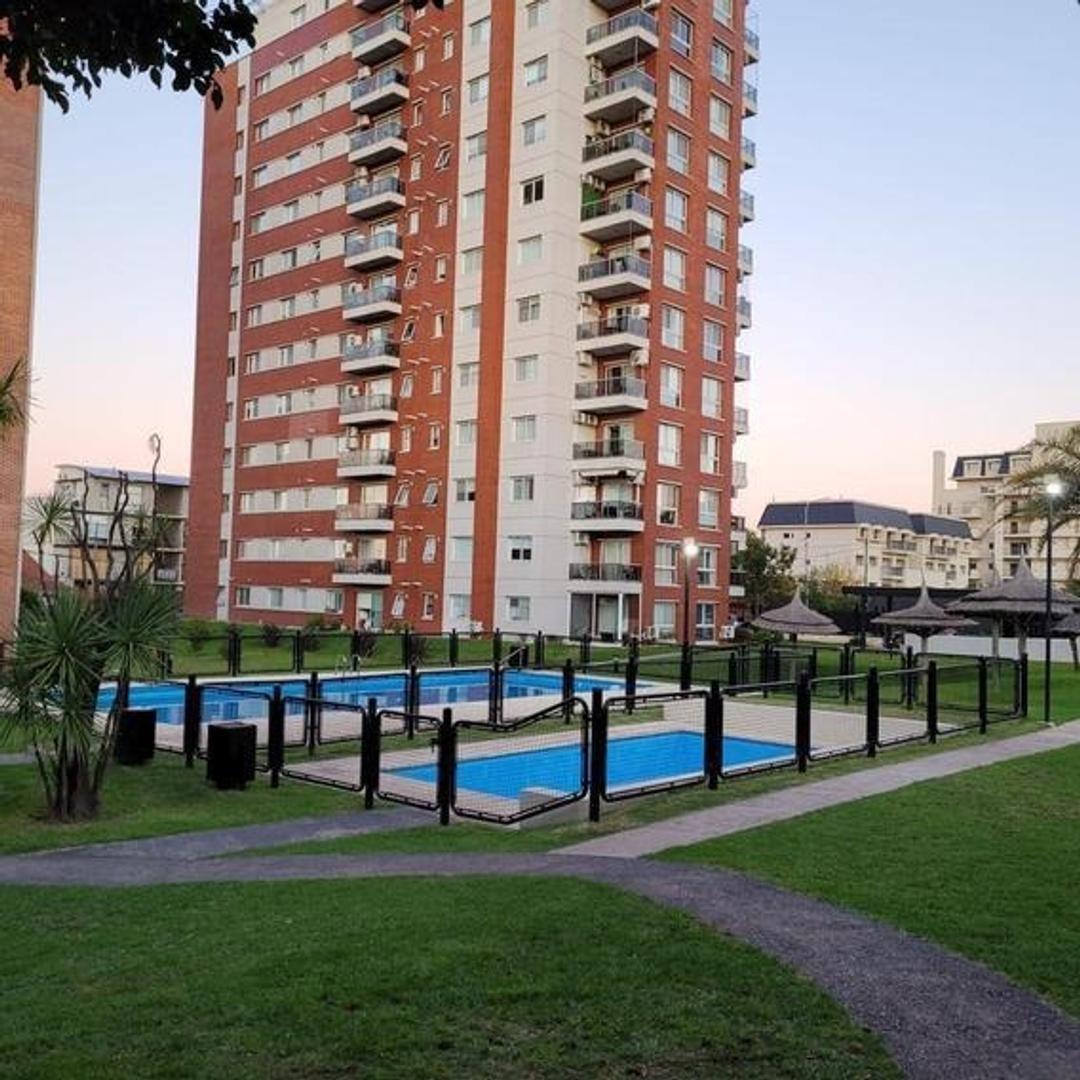 VENTA DEPARTAMENTO 4 AMBIENTE BERNAL
