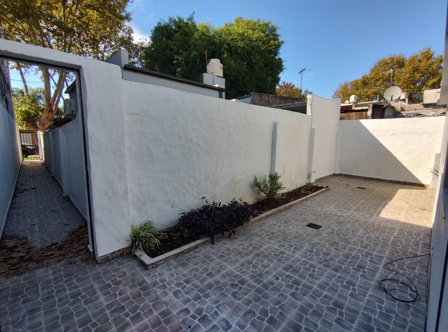 Depto Tipo Casa en Venta de 3 ambientes