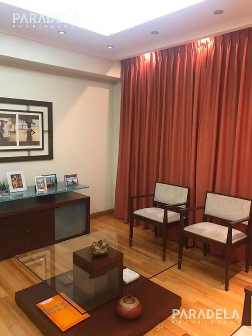 Casa en Venta en Ituzaingo, USD 270.000