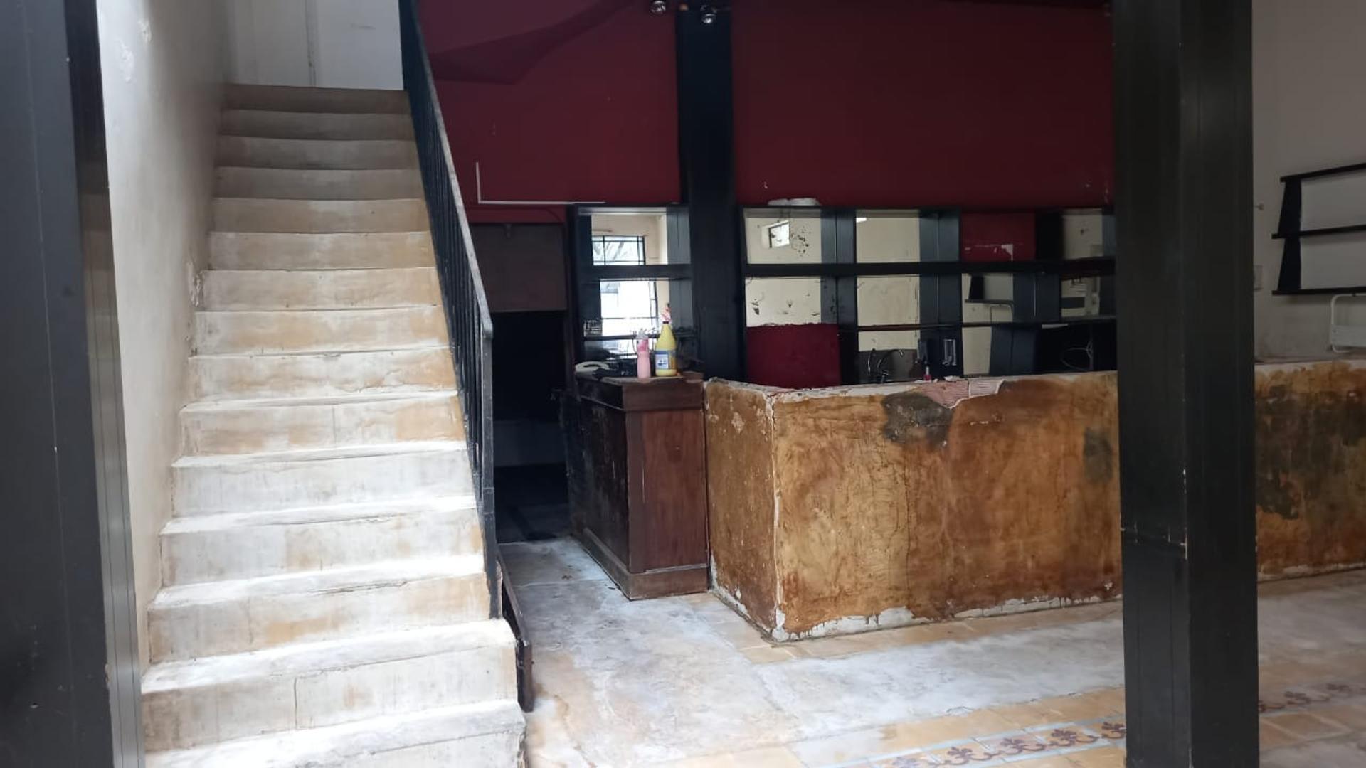 LOCAL COMERCIAL LO MEJOR DE CAÑITAS CON RENTA