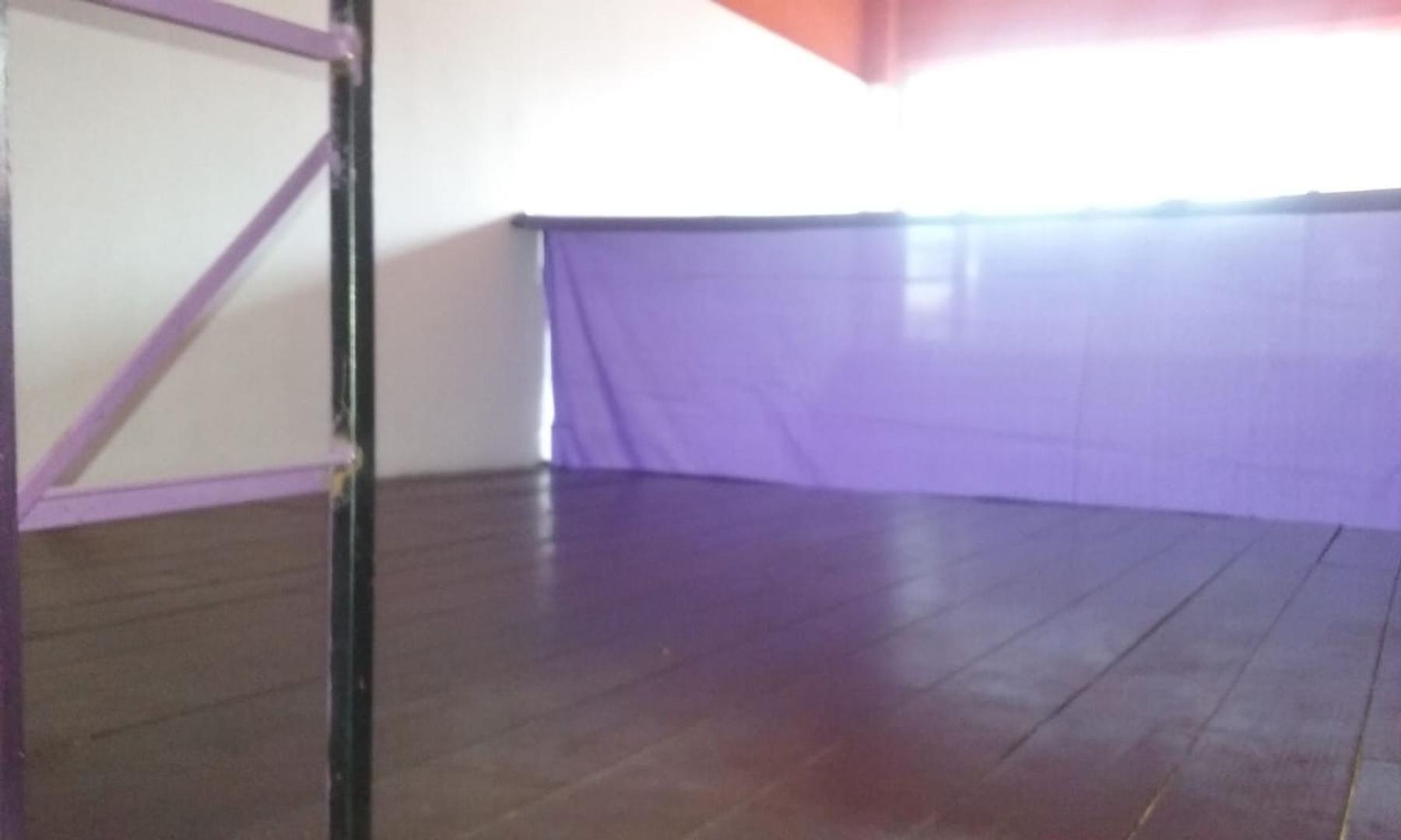 LOCAL CON ENTREPISO EXCELENTE UBICACION, MTS DE IMP. AVENIDA