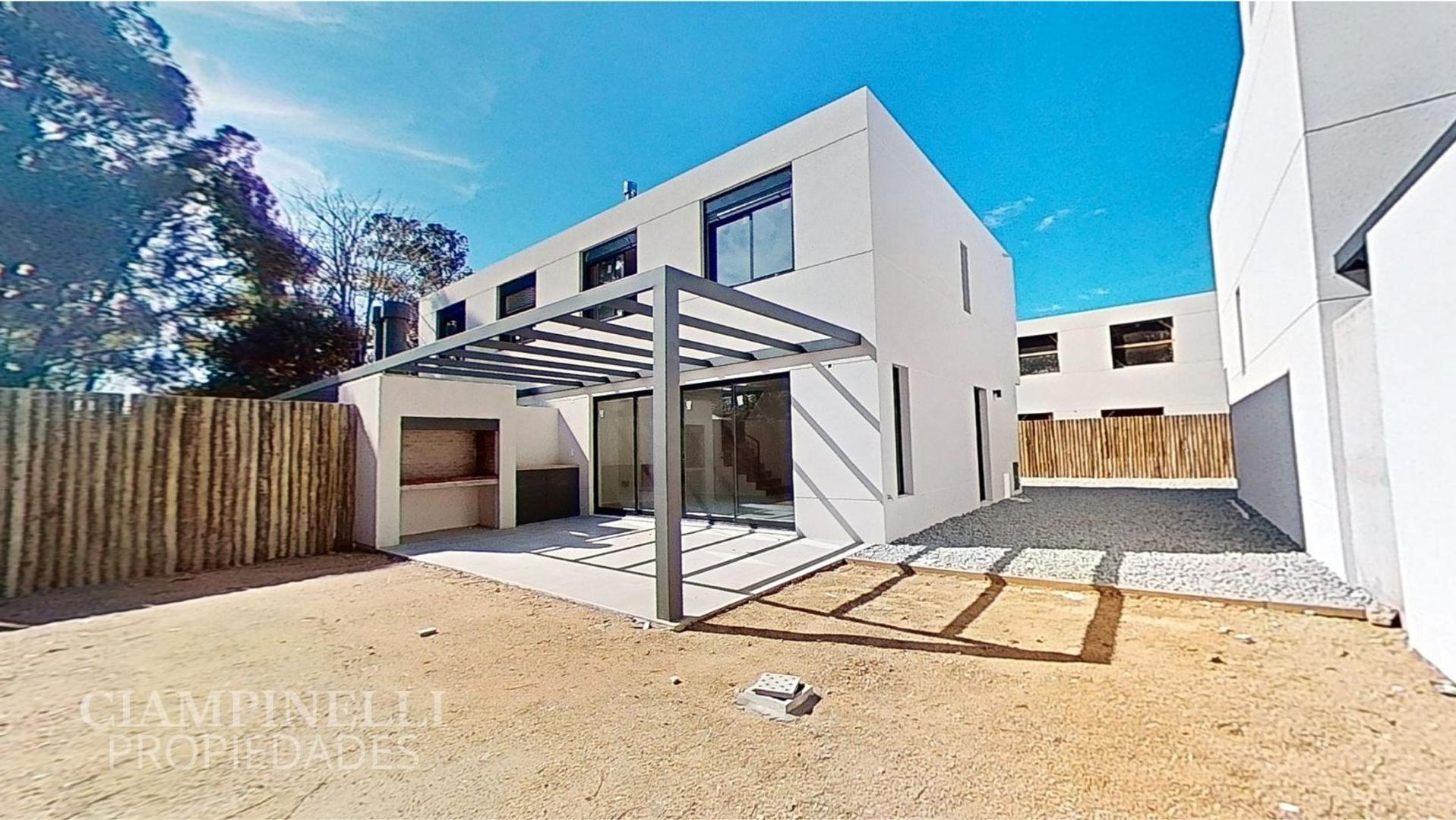 Casa a Estrenar 3 dorm. 2 baños.