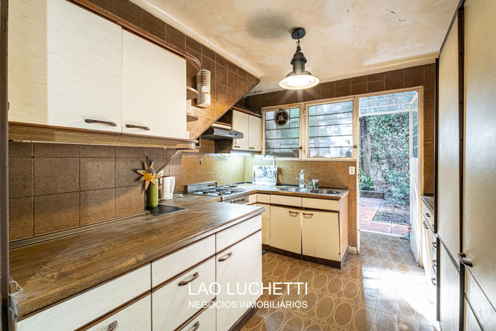 VENTA! CASA A RECICLAR CON JARDIN Y TERRAZA, - BELGRANO R!