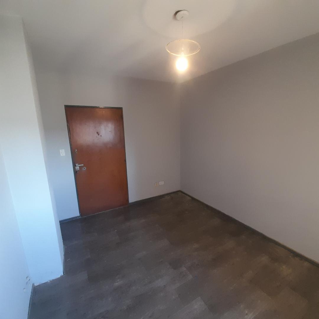 Venta Departamento 2 Ambientes Coglhan