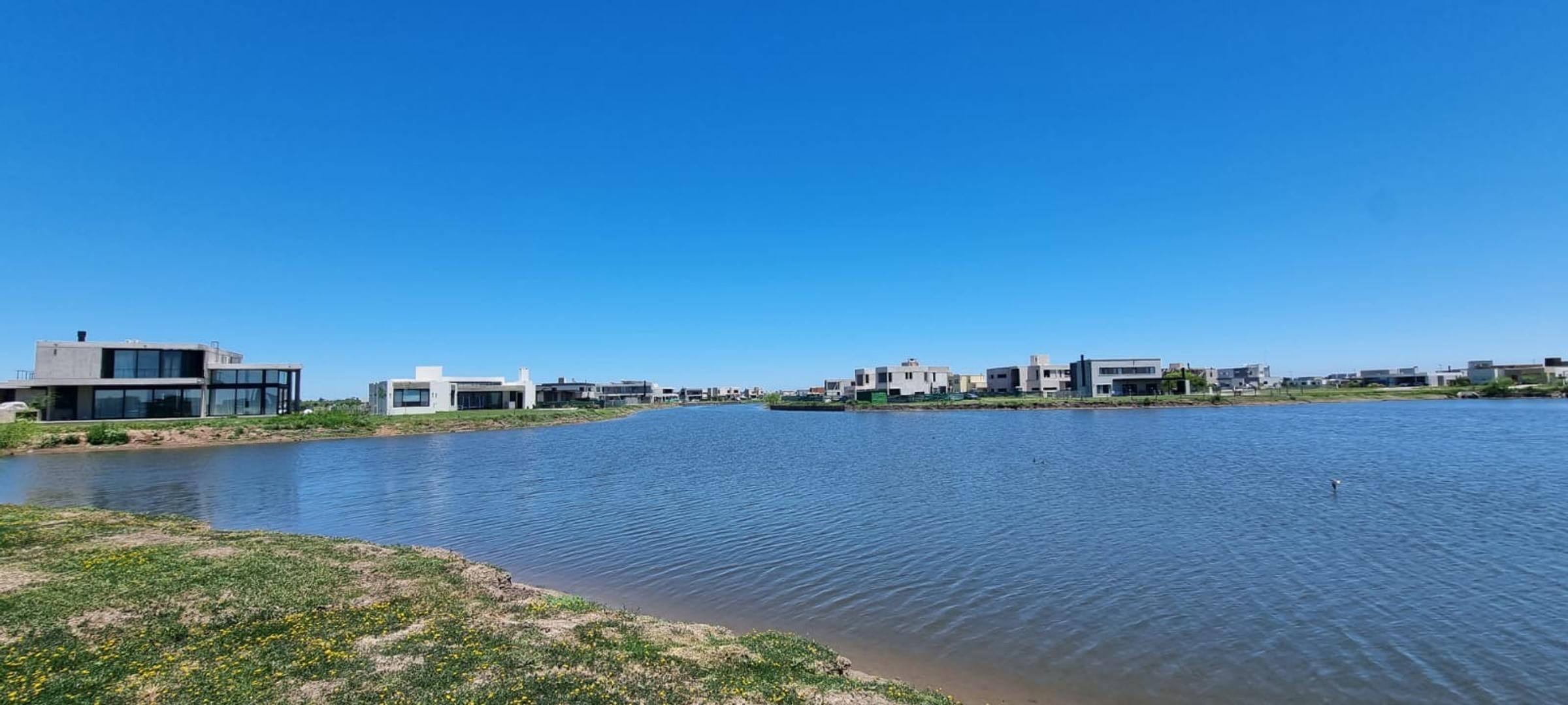 Lote venta Barrio Sebastian Gaboto