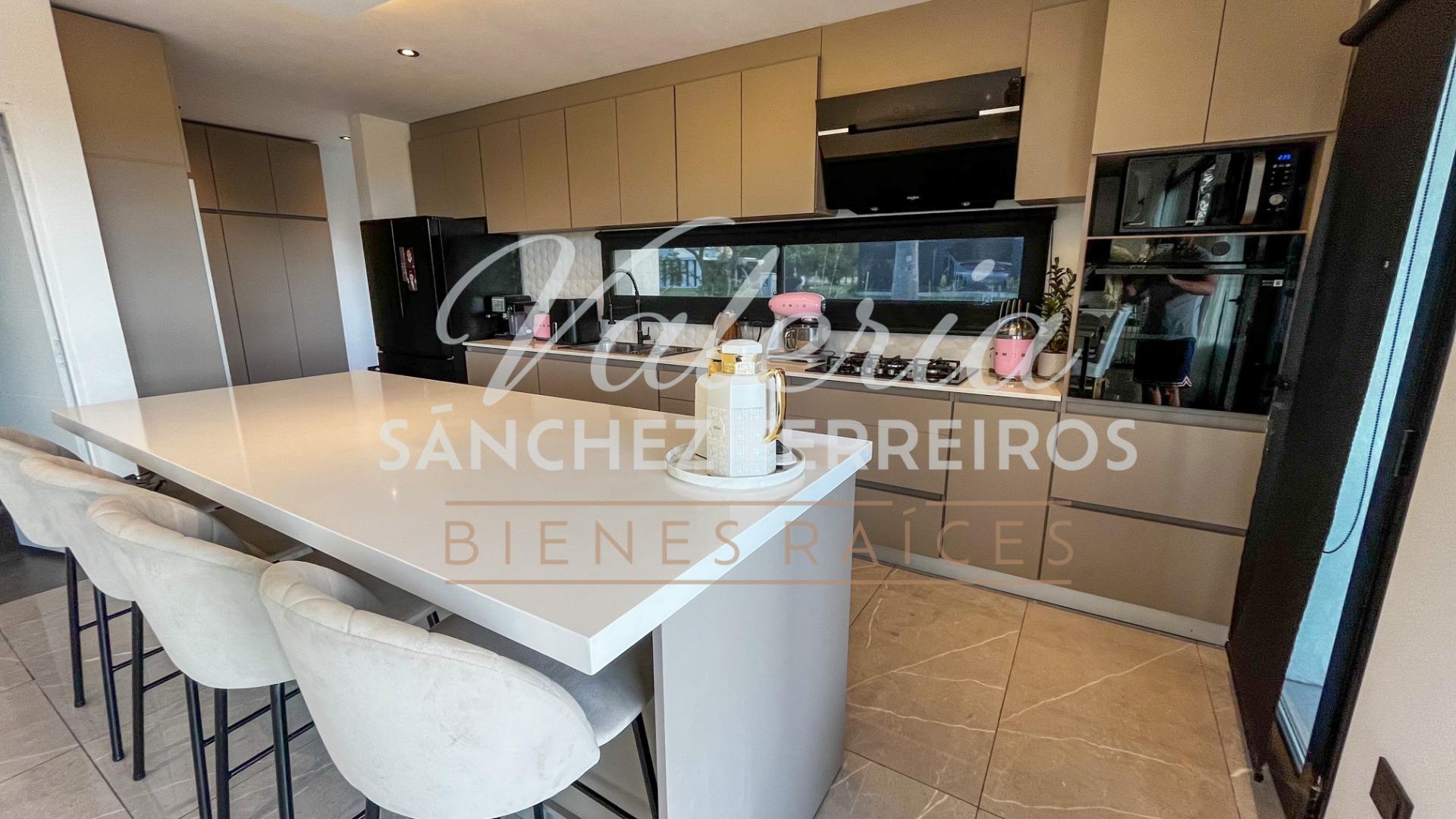 Casa, venta, barrio cerrado Greenville.