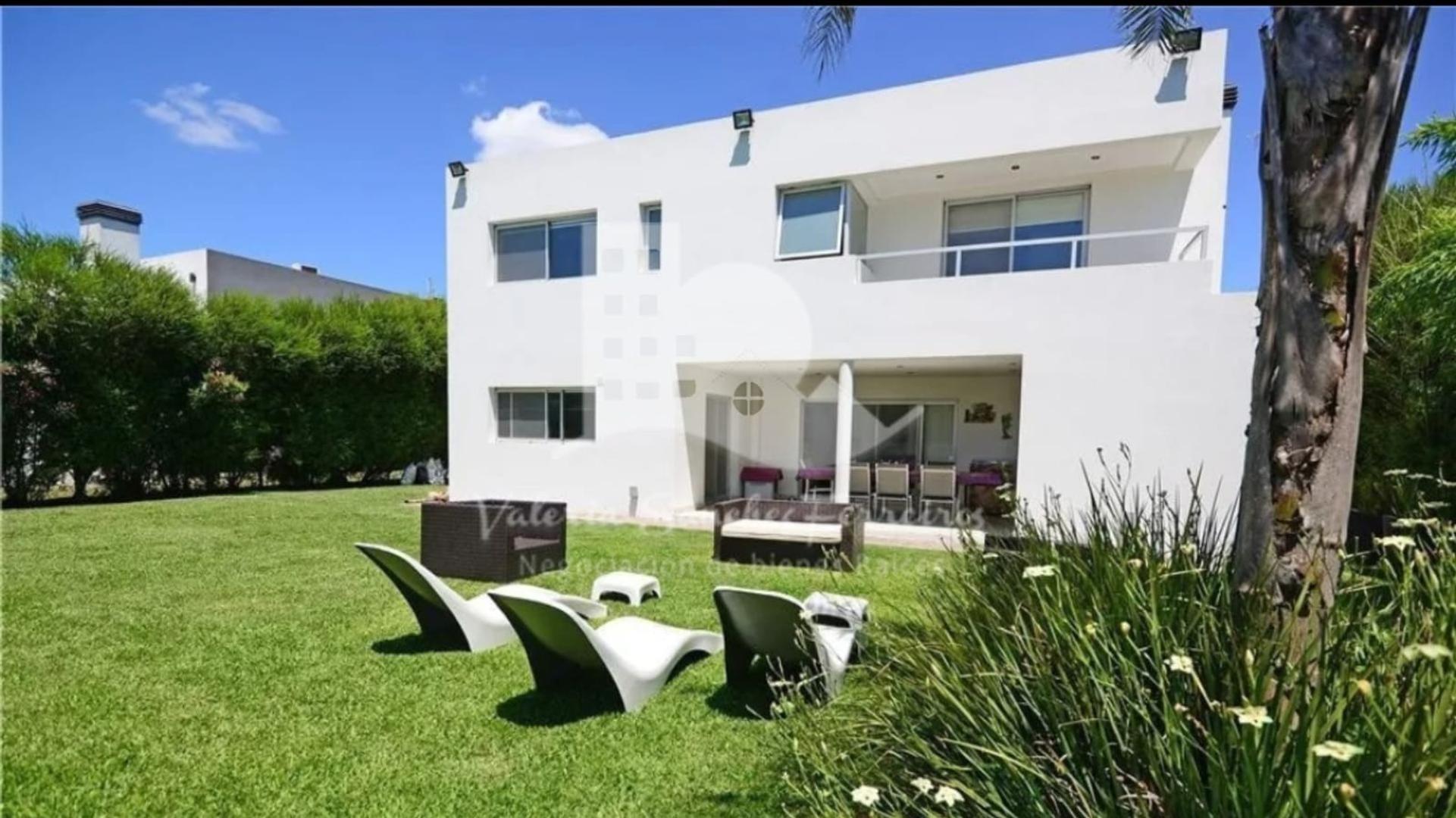 Casa a la venta en Fincas de Iraola II