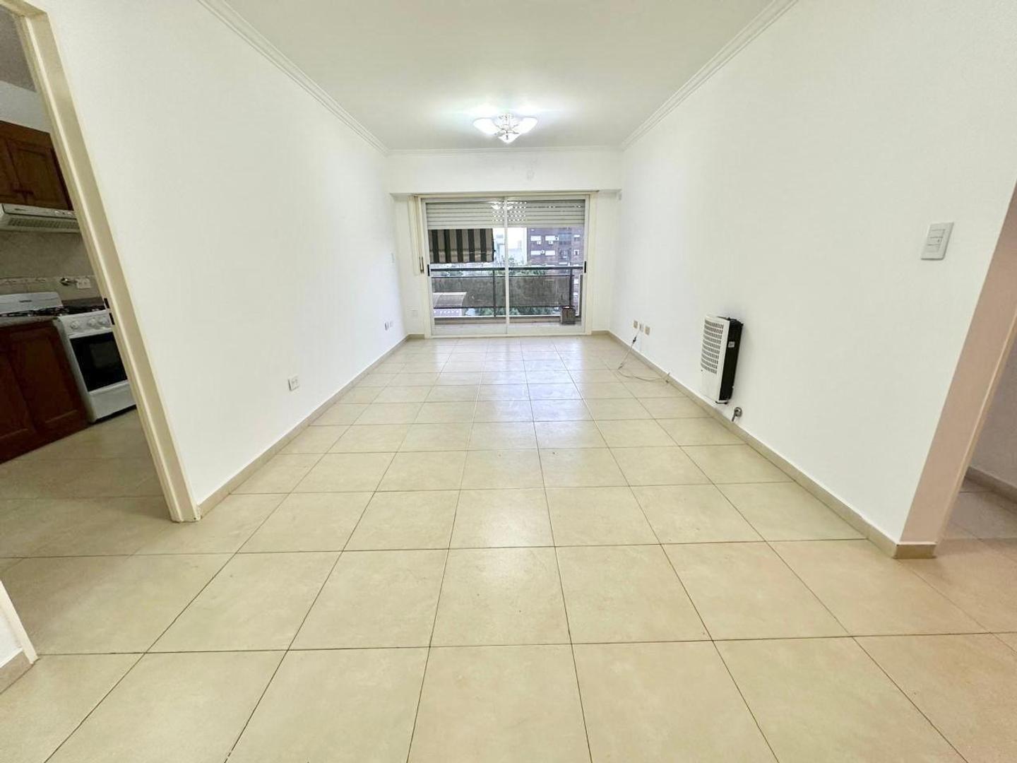 Martín Irigoyen 555 , Piso 6