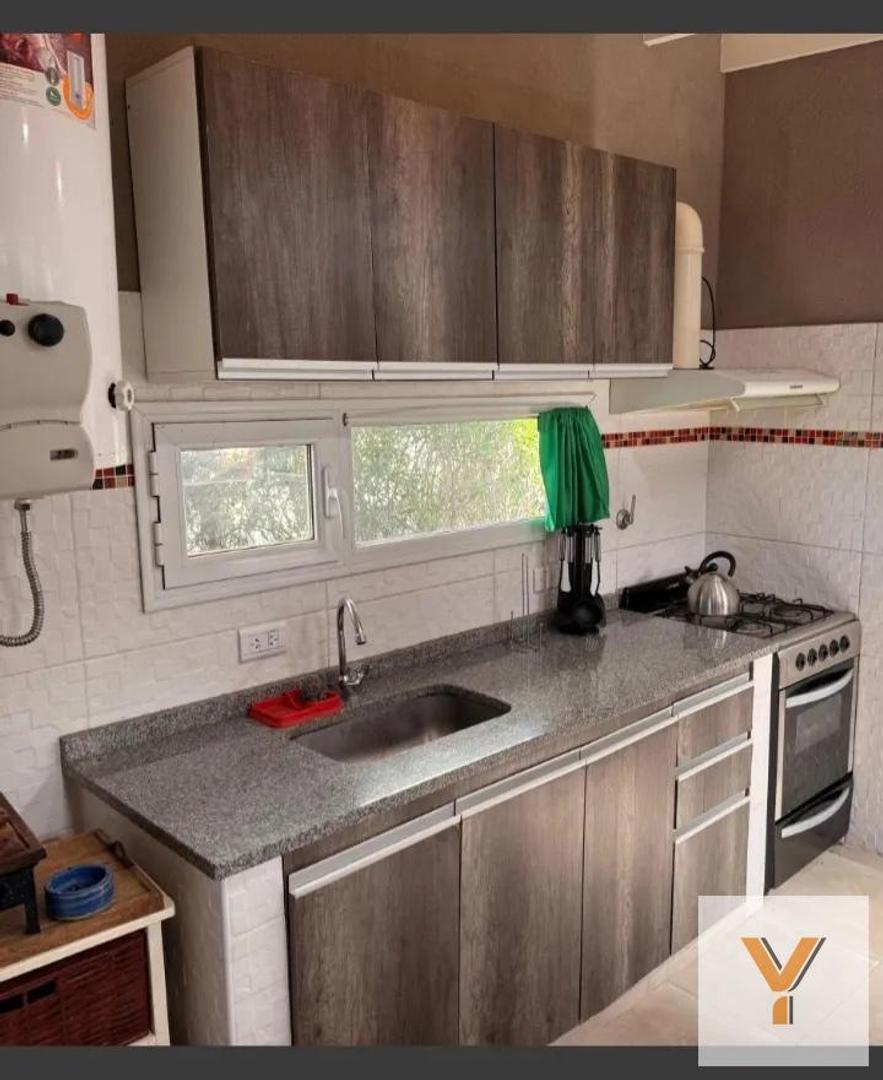 Casa en Venta - 3 Dormitorios 1 Baño - 312mts - Mar Azul