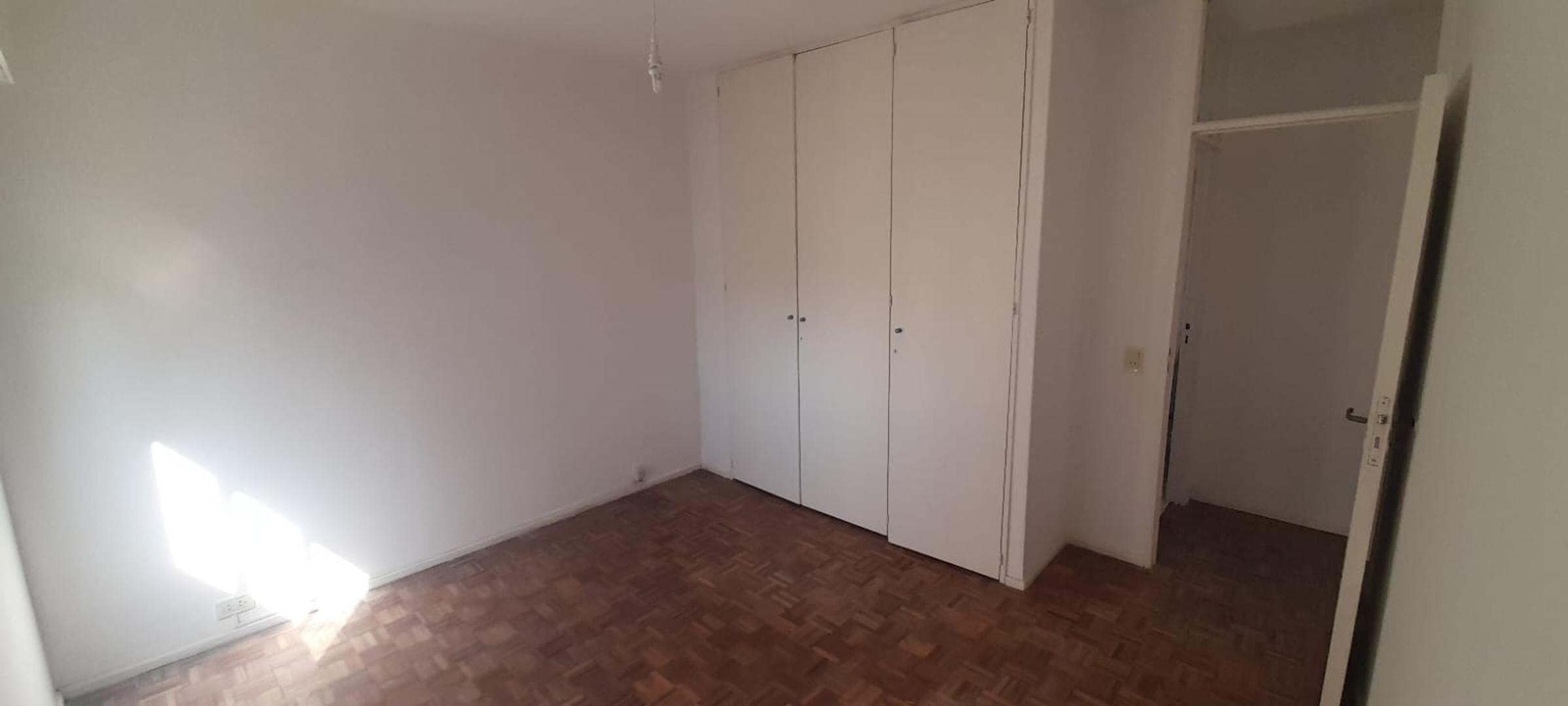 Saturnino Segurola 1400