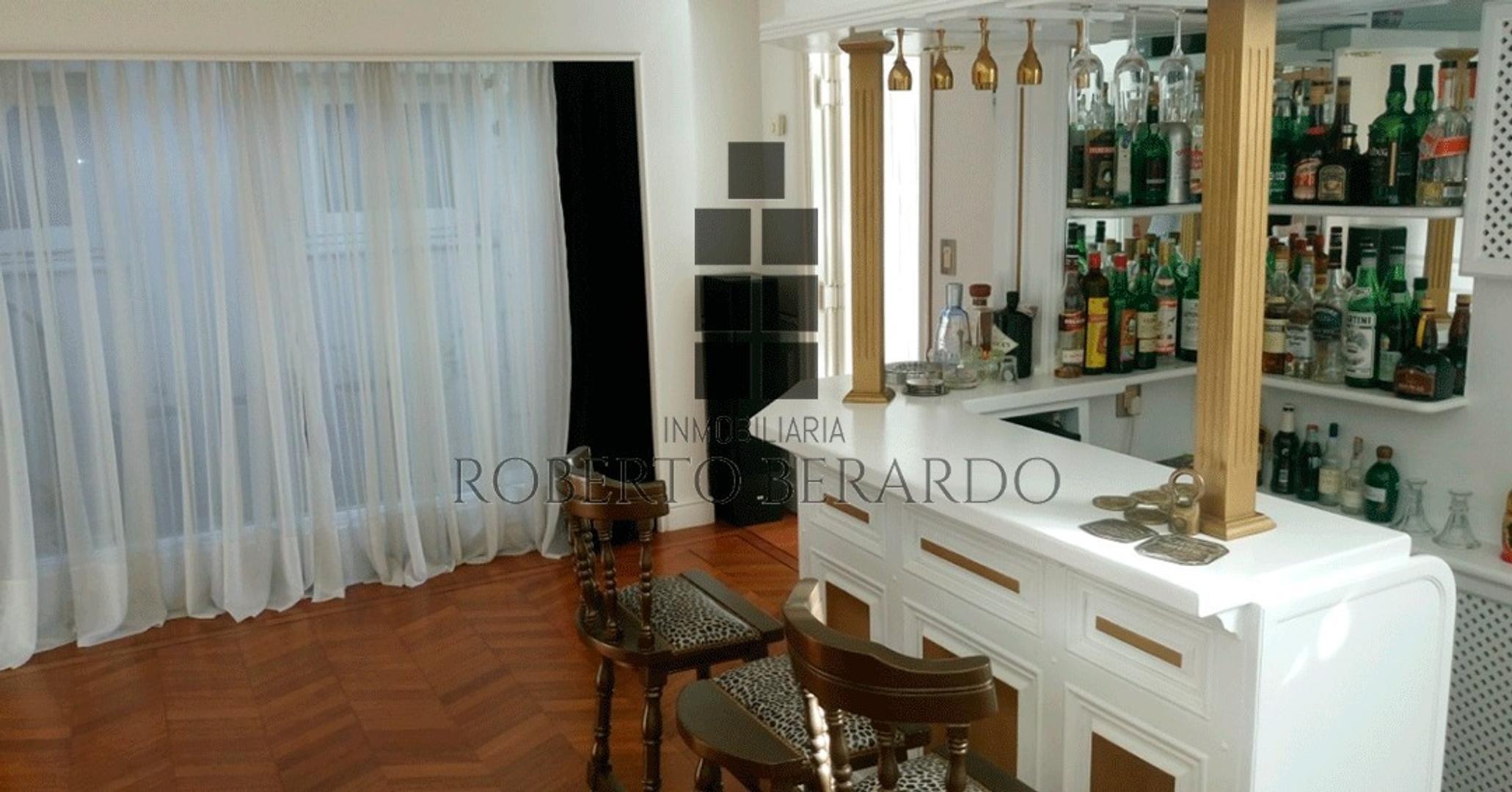 Casa 5 ambientes con 5 baños