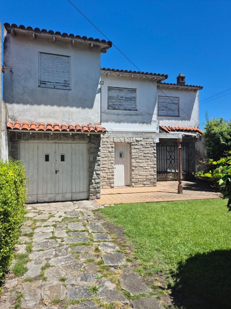 CHALET 3 AMB. - 145 M2. -  PUNTA MOGOTES