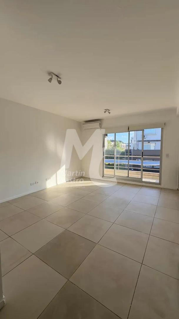 Departamento en Alquiler con 1 cocheras