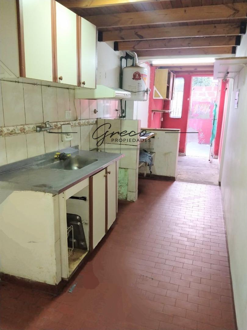 Casa 6 ambientes con 3 baños