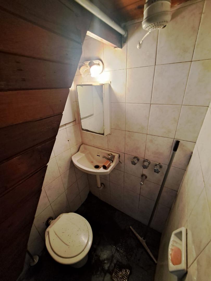 Depto Tipo Casa en Alquiler en Avellaneda, $ 250.000