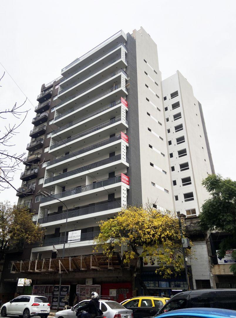 AV. INDEPENDENCIA 1977