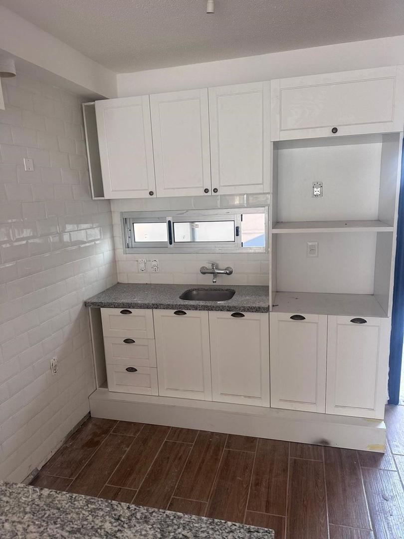 Venta apartamento 2 dormitorios con cochera