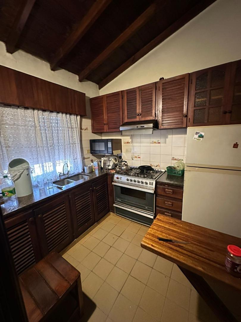 CASA EN GENERAL RODRIGUEZ EXCELENTE UBICACIÓN