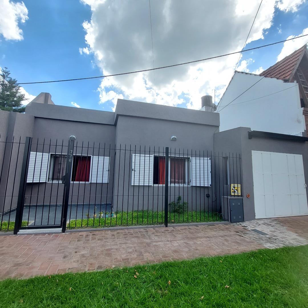 Casa en venta - Castelar Norte - Dean Funes Al 700