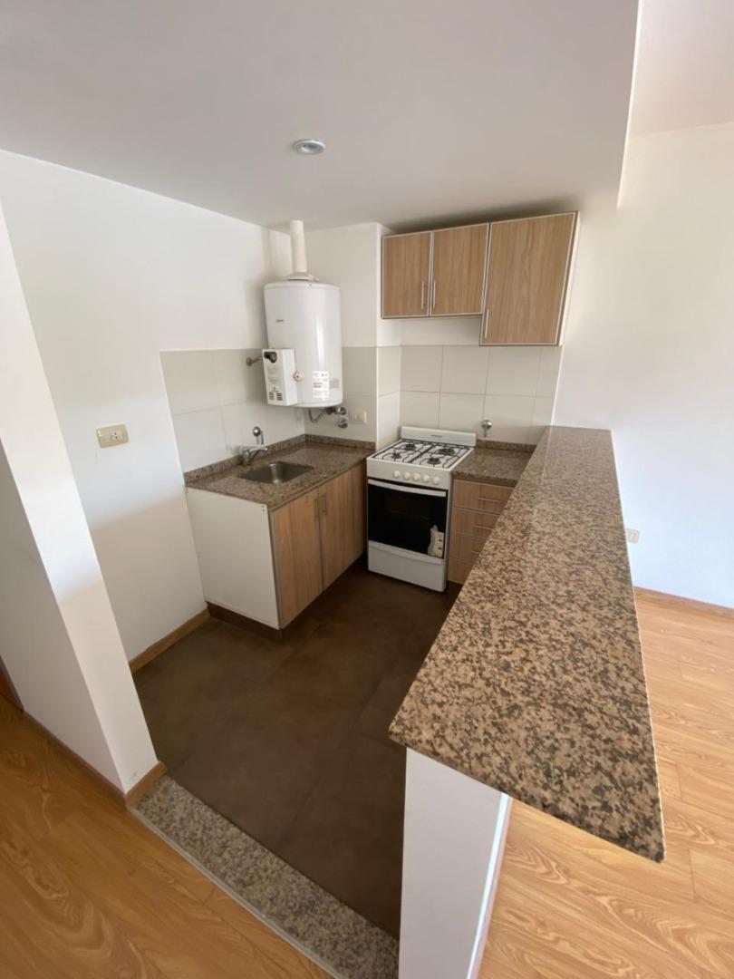 Departamento en Alquiler de Monoambiente