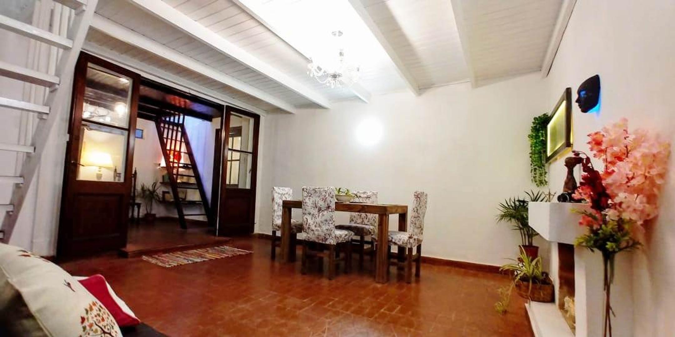 Depto Tipo Casa en Venta de 2 ambientes