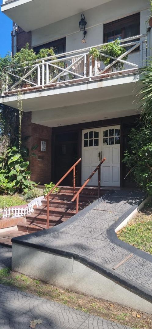 Venta Departamento 2 ambientes con Cochera Adrogué