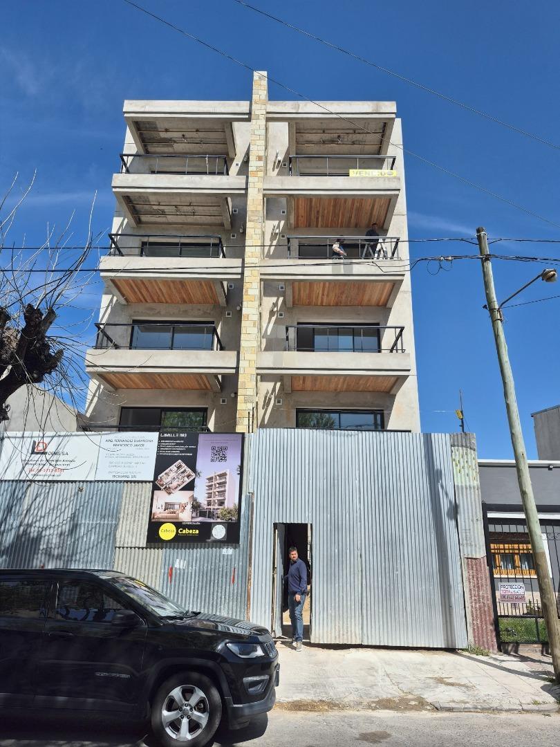 Departamento en Venta con 1 cocheras